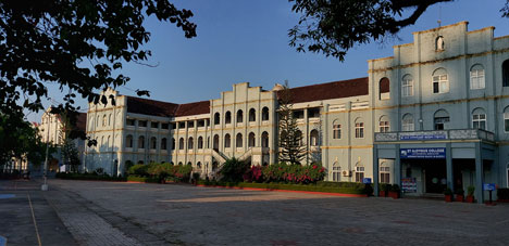 St Aloysius (Deemed to be University)